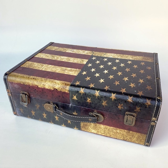 SUITCASE, Vintage w USA Flag Print - Medium